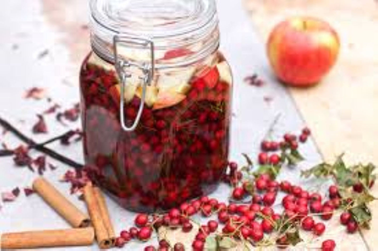 Organic Hawthorn berries (Crataegus monogyna)